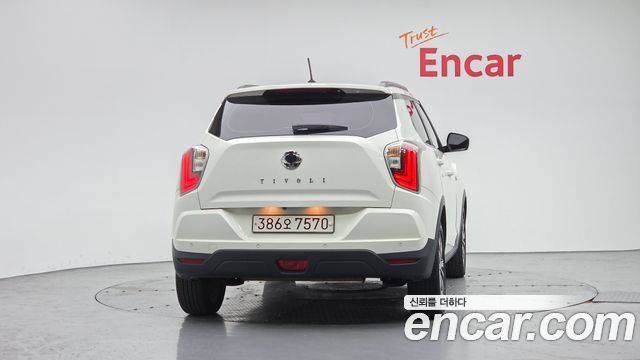SsangYong Tivoli Gasoline 1.5 2WD V3 - фото 3