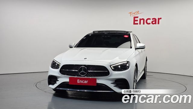 Mercedes-Benz E-Class W213 E350 4MATIC AMG Line - фото 2