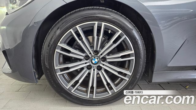 BMW 3-Series G20 320i M Sport - фото 4