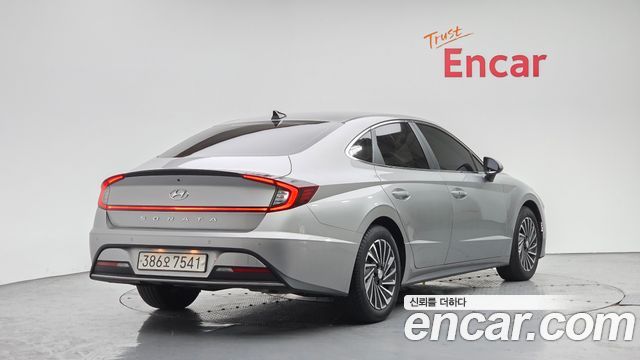 Hyundai Sonata DN8, гибрид Premium Family - фото 1