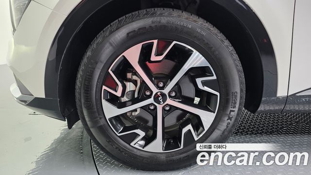 Kia Sportage 5-го поколения, гибрид Signature 2WD - фото 4