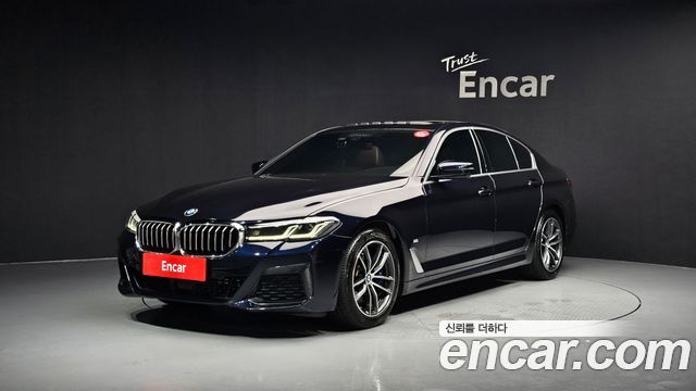 BMW 5-Series G30 523d xDrive M Sport - фото 0