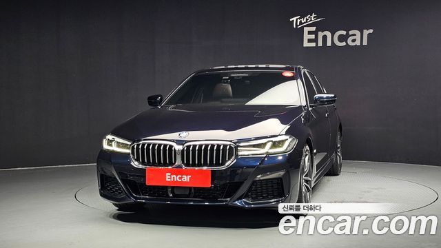 BMW 5-Series G30 523d xDrive M Sport - фото 2