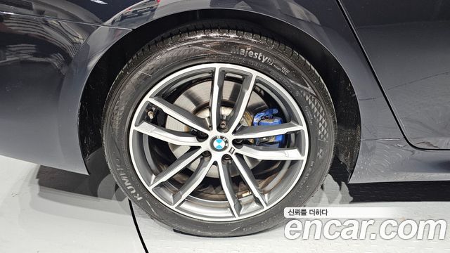 BMW 5-Series G30 523d xDrive M Sport - фото 4