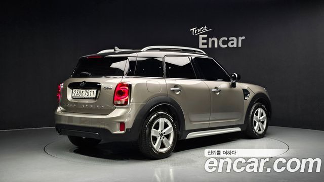 Mini Countryman Standard 2nd - фото 1