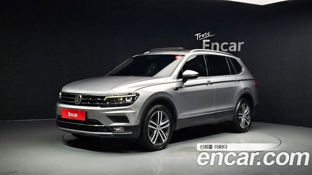 Volkswagen Tiguan 2.0 TDI Prestige - фото 0