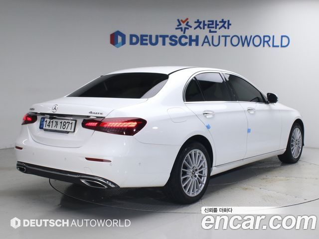 Mercedes-Benz E-Class W213 E220d 4MATIC Exclusive - фото 1