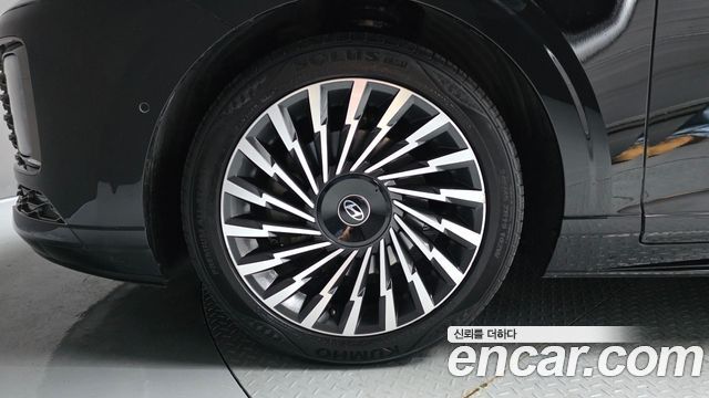 Hyundai Grandeur GN7 2,5 Gasoline 2WD Calligraphy - фото 4