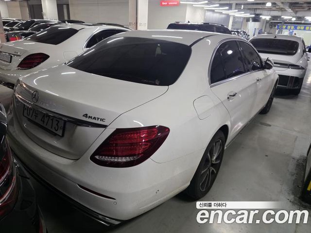 Mercedes-Benz E-Class W213 E300 4MATIC Avnatgarde - фото 2