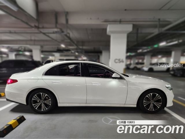 Mercedes-Benz E-Class W214 E200 Avantgarde - фото 1