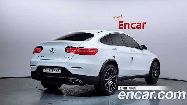 Mercedes-Benz GLC-Class X253 GLC300 4MATIC AMG Line Coupe - фото 1