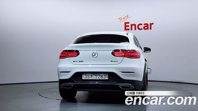 Mercedes-Benz GLC-Class X253 GLC300 4MATIC AMG Line Coupe - фото 3