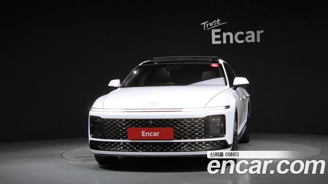Hyundai Grandeur GN7 2,5 Gasoline 2WD Calligraphy - фото 2
