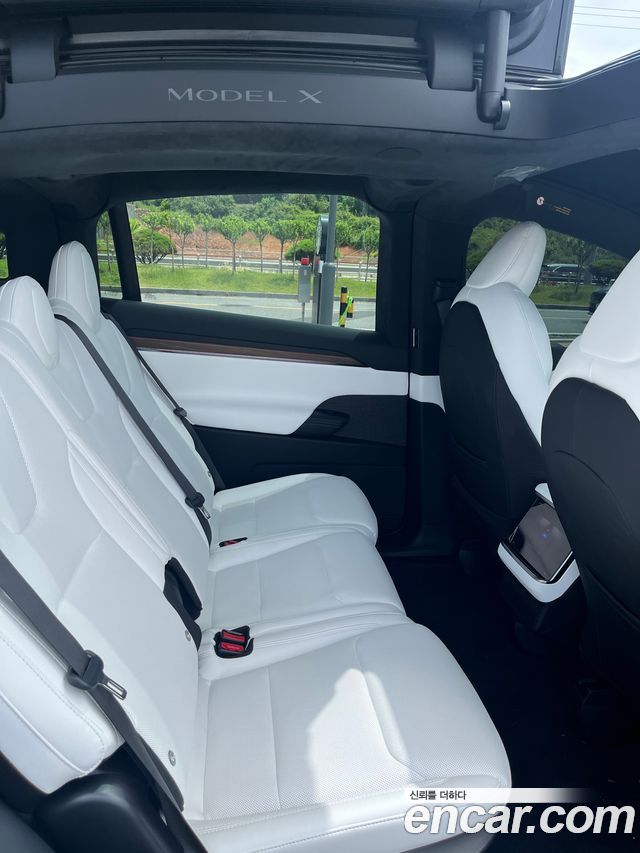 Tesla Model X Long Range - фото 3