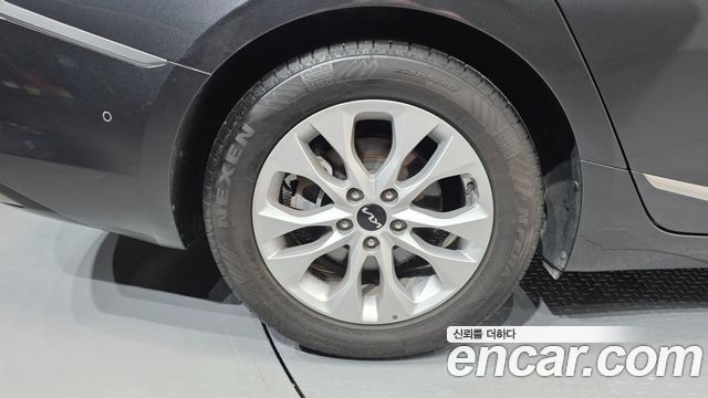 Kia K8 2.5 Gasoline 2WD Noblesse - фото 4