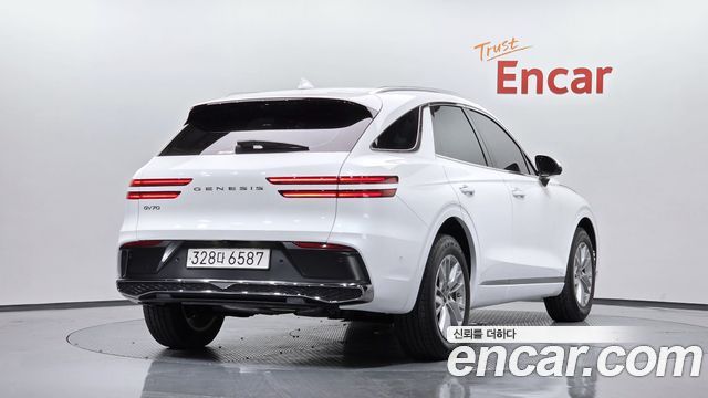 Genesis GV70 2.5T Gasoline 2WD - фото 0