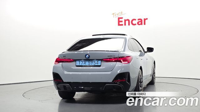 BMW i4 eDrive40 M Sports Pro - фото 3
