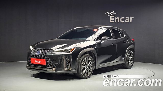 Lexus UX 2.0 F-Sport 2WD - фото 0