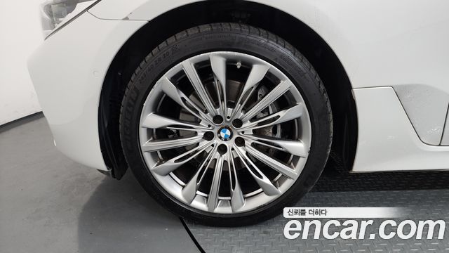 BMW Gran Turismo G32 640i xDrive Luxury - фото 4