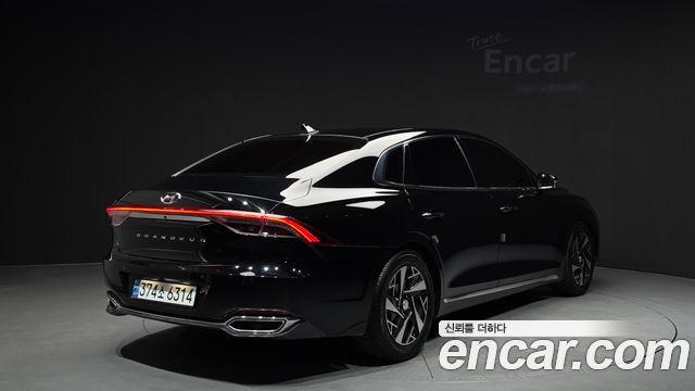 Hyundai Grandeur Новый IG, гибрид Le Blanc - фото 1