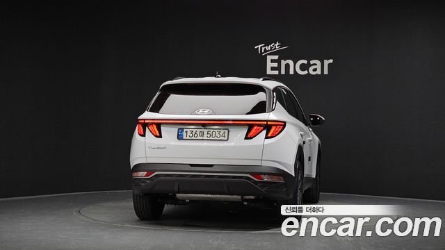 Hyundai Tucson NX4, гибрид Premium 2WD - фото 2