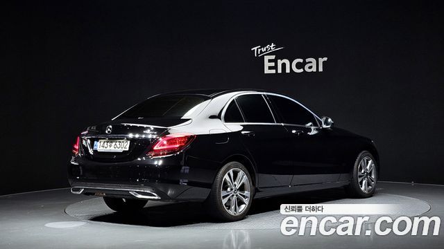 Mercedes-Benz C-Class W205 C220 d 4MATIC - фото 1