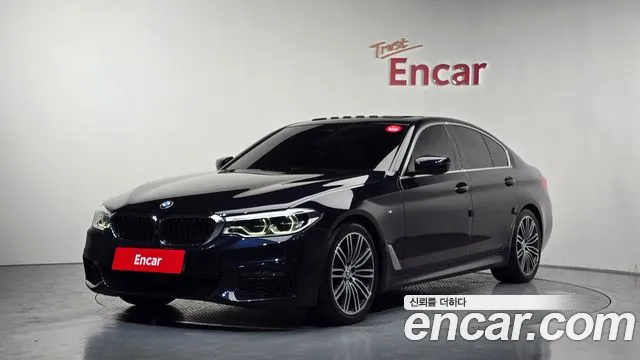 BMW 5-Series G30 530i xDrive M Sport Package Plus - фото 0