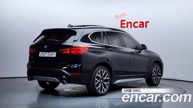 BMW X1 F48 xDrive 20i xLine - фото 1