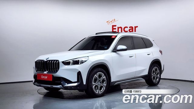 BMW X1 U11 xDrive 20i xLine - фото 0