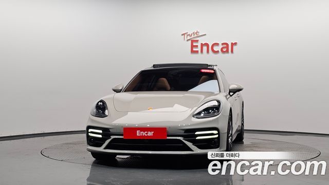 Porsche Panamera 2.9 AWD E-Hybrid Platinum Edition - фото 1