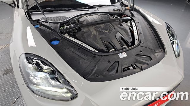 Porsche Panamera 2.9 AWD E-Hybrid Platinum Edition - фото 4