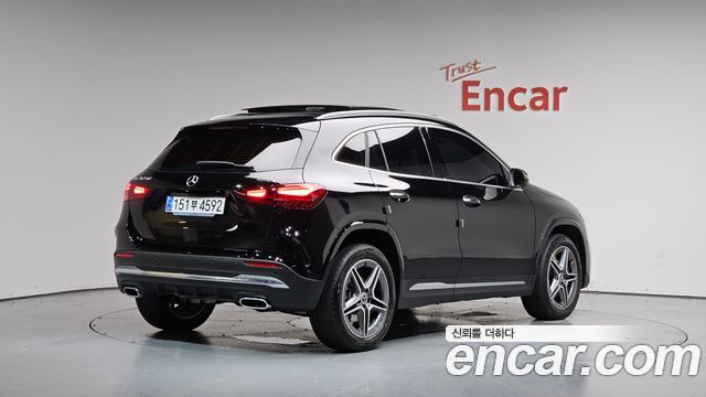 Mercedes-Benz GLA-Class H247 GLA250 4MATIC - фото 0
