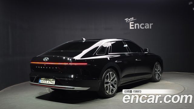 Hyundai Grandeur GN7, гибрид Exclusive - фото 1