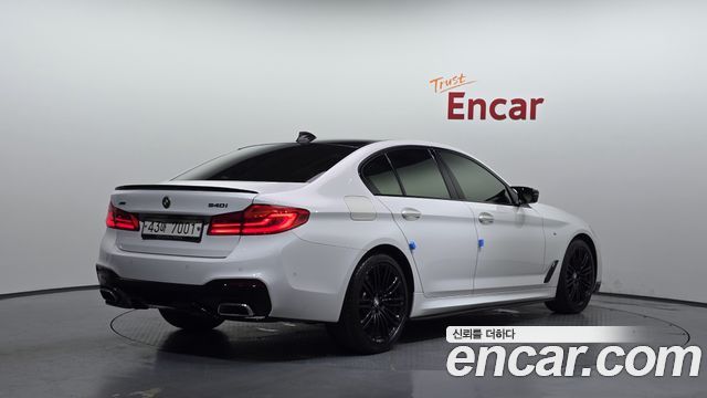 BMW 5-Series G30 540i xDrive M Sport Plus - фото 1