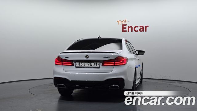 BMW 5-Series G30 540i xDrive M Sport Plus - фото 3