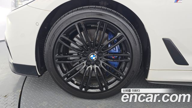 BMW 5-Series G30 540i xDrive M Sport Plus - фото 4