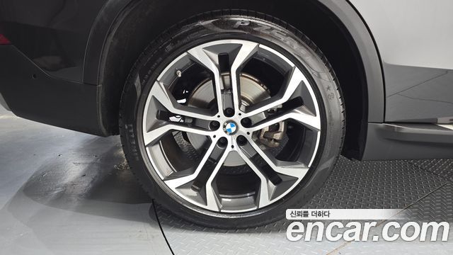 BMW X5 G05 xDrive 40i xLine - фото 4