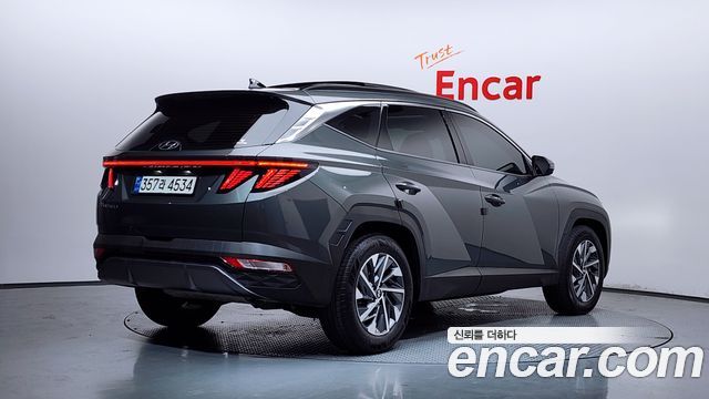 Hyundai Tucson NX4, гибрид Inspiration 2WD - фото 1