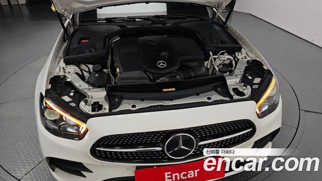 Mercedes-Benz E-Class W213 E300d 4MATIC Coupe - фото 4