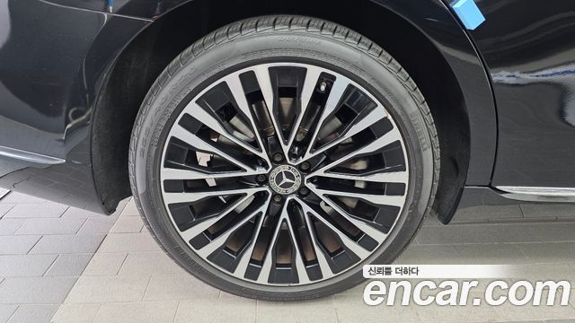 Mercedes-Benz S-Class W223 S580L 4MATIC - фото 4