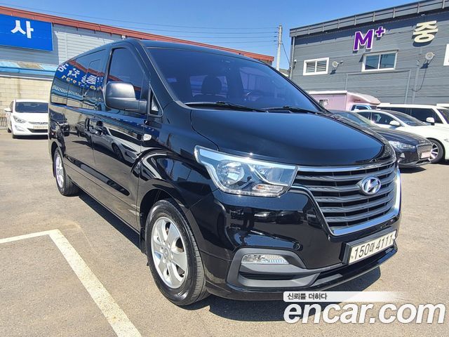 Hyundai Starex Новый 4WD Urban 9-Seater Premium - фото 0