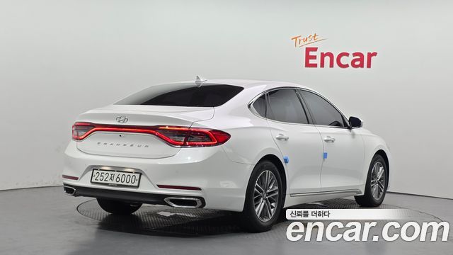 Hyundai Grandeur IG 3.0 LPi Modern (Rental Car) - фото 1