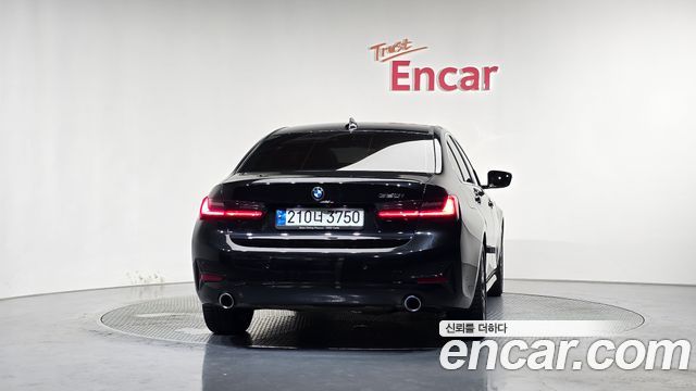 BMW 3-Series G20 320i - фото 3