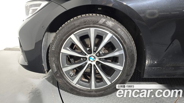 BMW 3-Series G20 320i - фото 4