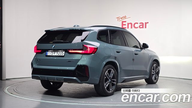 BMW X1 U11 xDrive 20i M Sport - фото 1