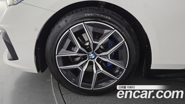 BMW 5-Series G60 523d xDrive M Sport - фото 4