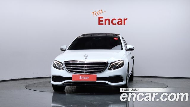 Mercedes-Benz E-Class W213 E300 Exclusive - фото 2