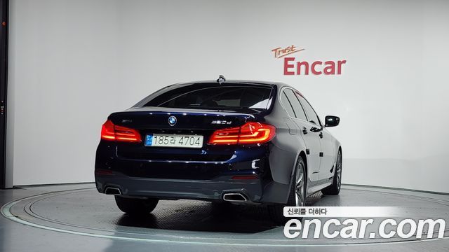 BMW 5-Series G30 520d M Sport Package Plus - фото 3