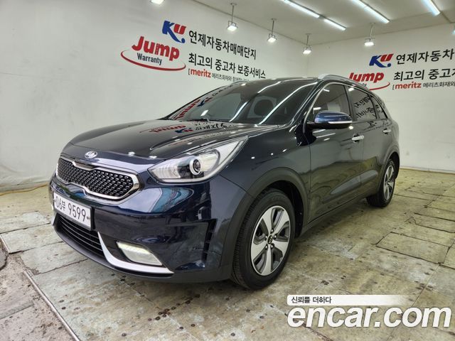 Kia Niro Prestige - фото 0
