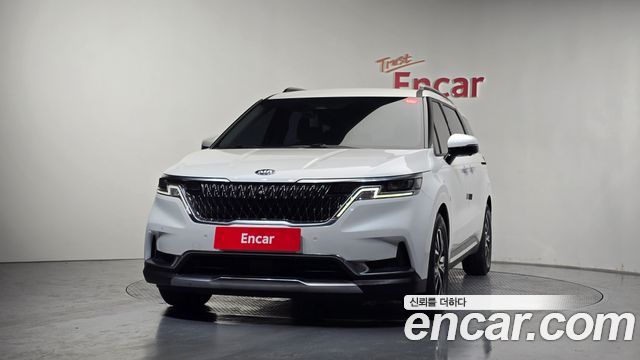 Kia Carnival 4-го поколения 9-Seater Noblesse - фото 2